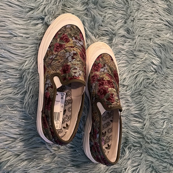 adidas men’s NIZZA RF SLIP SHOES - Picture 8 of 11